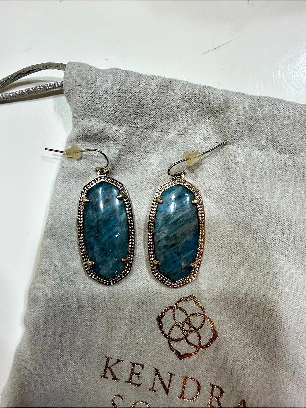 Kendra Scott Elle Gold Drop Earrings Blue Stone Drop Earrings Like New